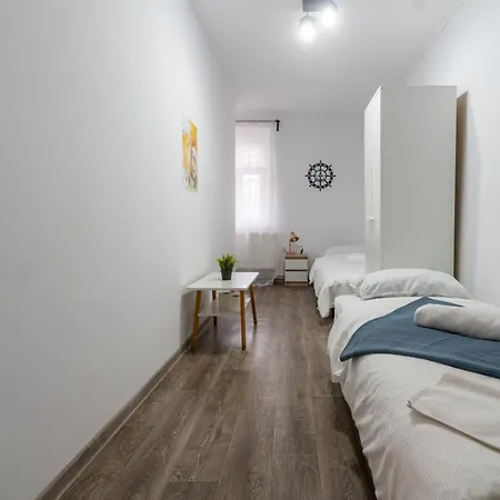 Apartmán Comfort By Bookinghost *