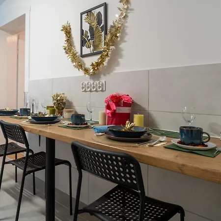 Comfort By Bookinghost