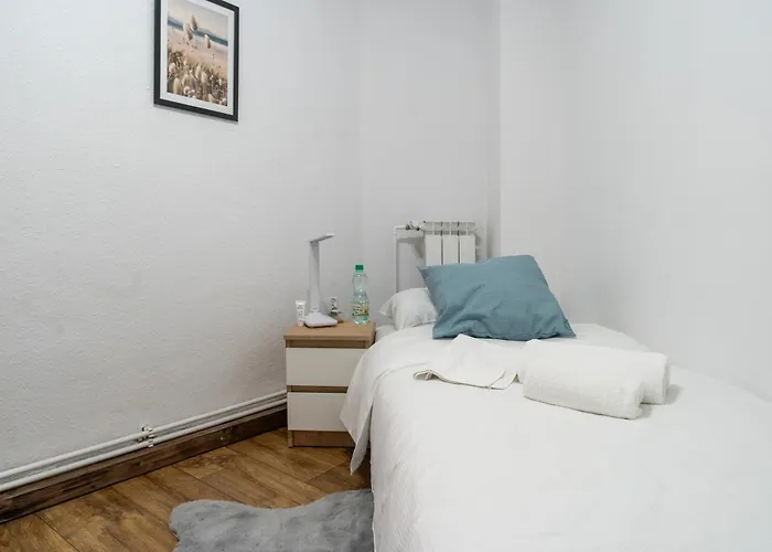 Comfort By Bookinghost זברזה