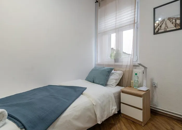 דירה Comfort By Bookinghost *