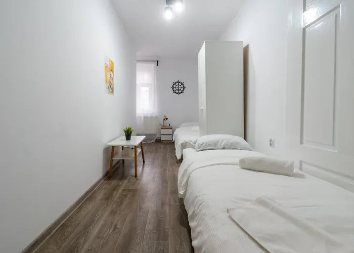 Comfort By Bookinghost דירה