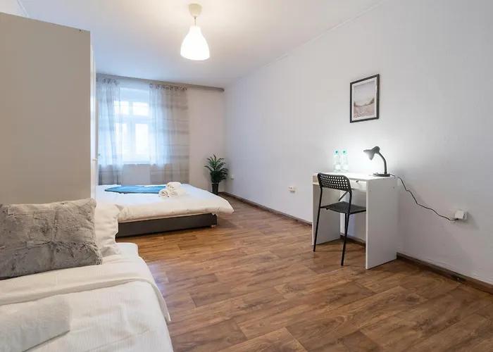 Comfort By Bookinghost *