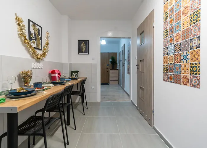 Comfort By Bookinghost זברזה