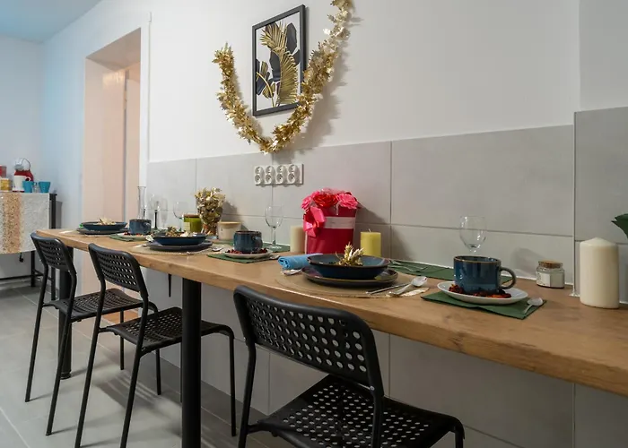 Comfort By Bookinghost